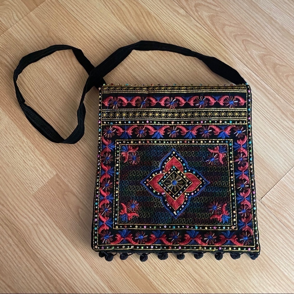 Multicolored Embroidered Fabric Style Crossbody OS